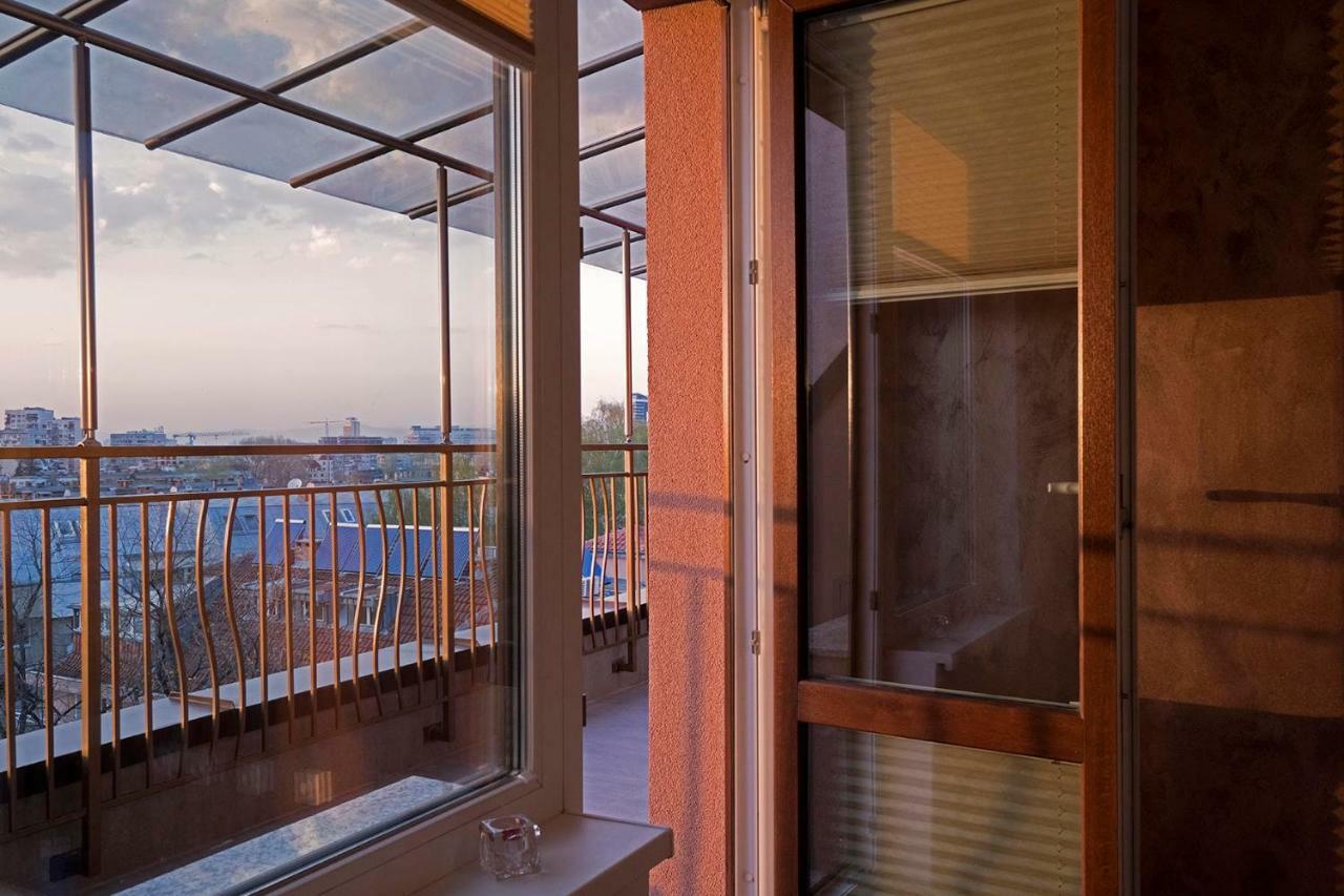 Center Apartment With Amazing View Sofia Ngoại thất bức ảnh